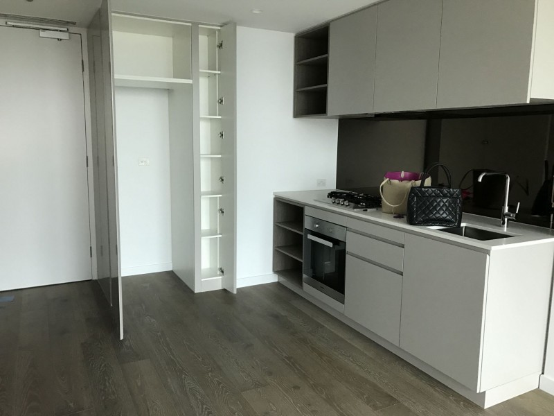 1408/462 Elizabeth street, Melbourne VIC 3000