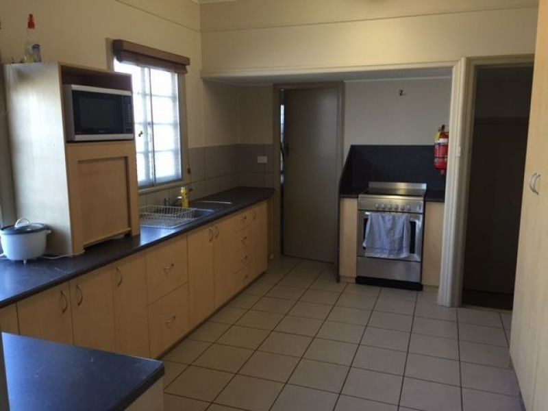 31 Soutter Street, Roma QLD 4455