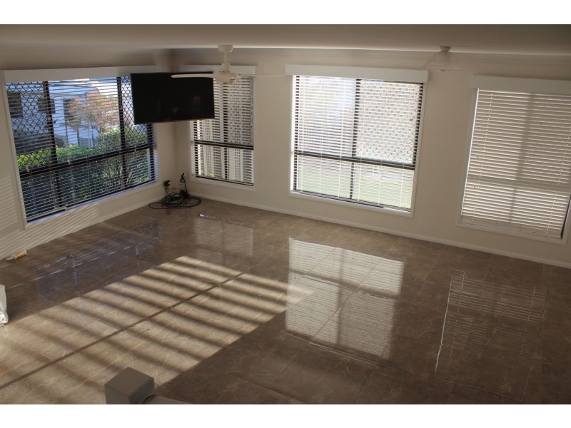 4 Tucana Place, Wynnum QLD 4178