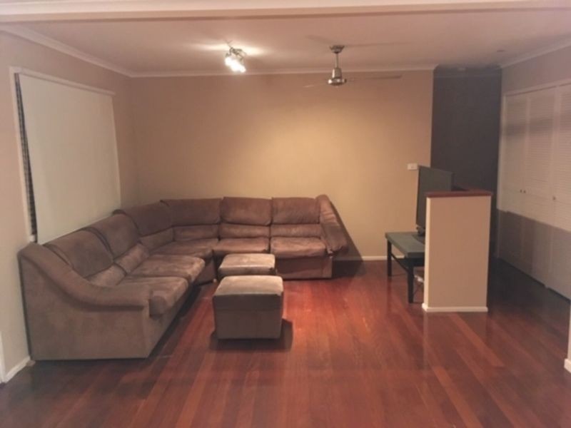 1 Culla Culla St, Battery Hill QLD 4551