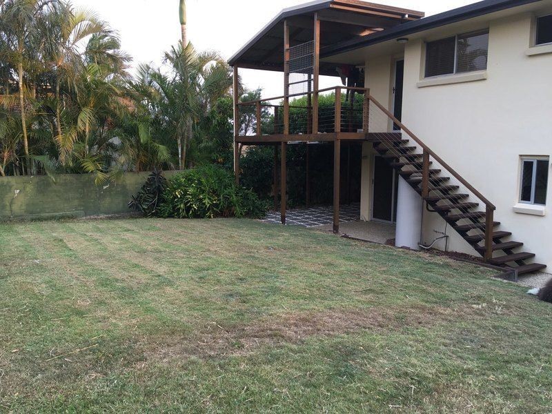 1 Culla Culla St, Battery Hill QLD 4551