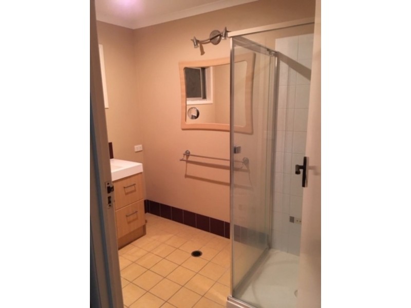 1 Culla Culla St, Battery Hill QLD 4551