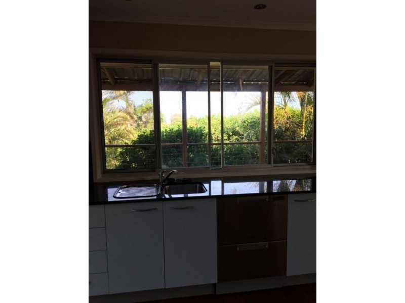 1 Culla Culla St, Battery Hill QLD 4551