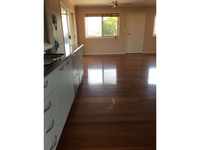 1 Culla Culla St, Battery Hill QLD 4551