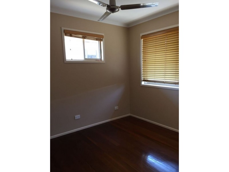 1 Culla Culla St, Battery Hill QLD 4551