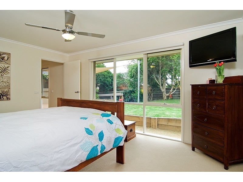 4 Gaskell Avenue, Mount Eliza VIC 3930