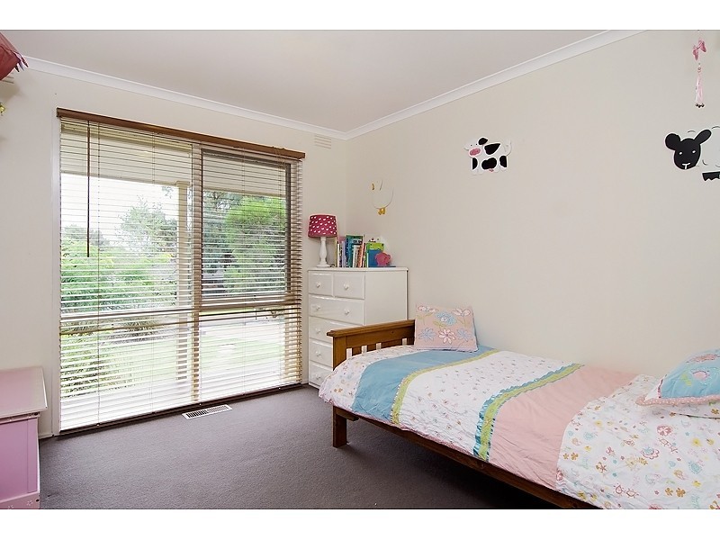 4 Gaskell Avenue, Mount Eliza VIC 3930