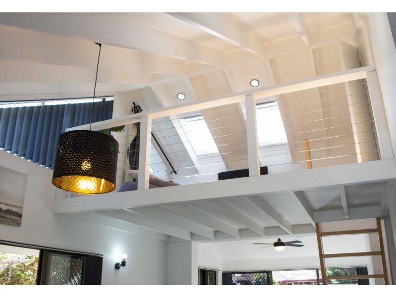 10/7 Lind Avenue, Palm Beach QLD 4221