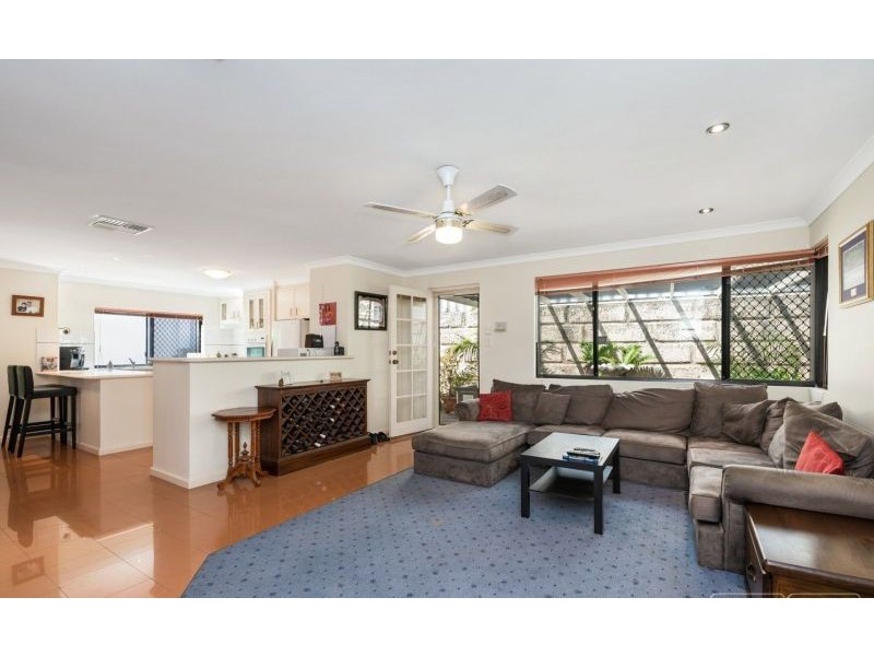 22A Standish Way, Woodvale WA 6026