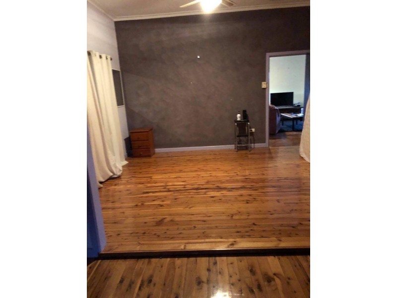 63 Frederick St, Urana NSW 2645