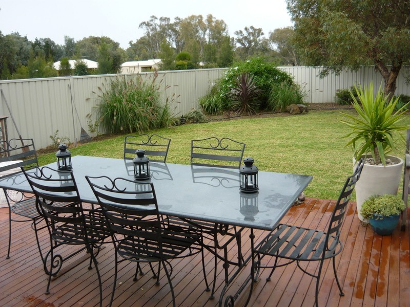 17 Drumwood Road, Jindera NSW 2642