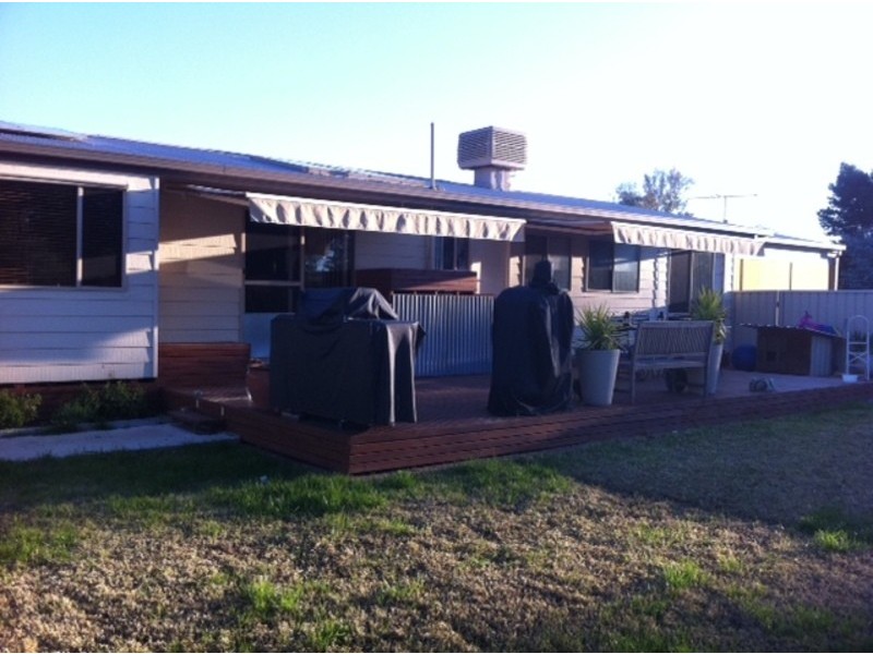 17 Drumwood Road, Jindera NSW 2642