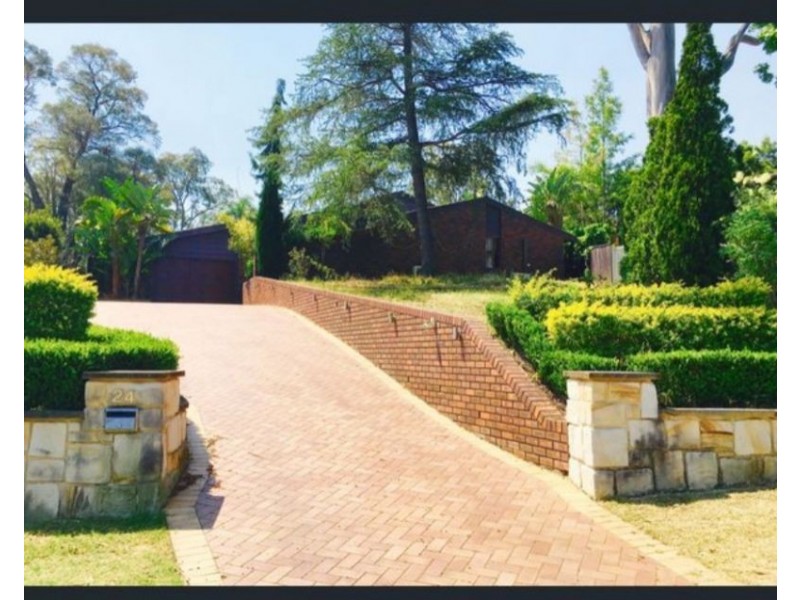 24 Kaneruka, Baulkham Hills NSW 2153
