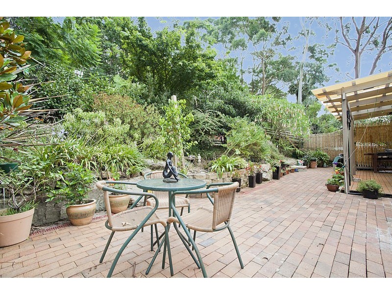 60 The Crescent, Helensburgh NSW 2508