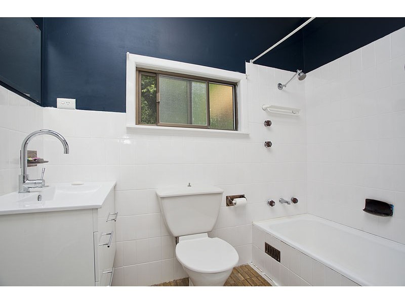 60 The Crescent, Helensburgh NSW 2508