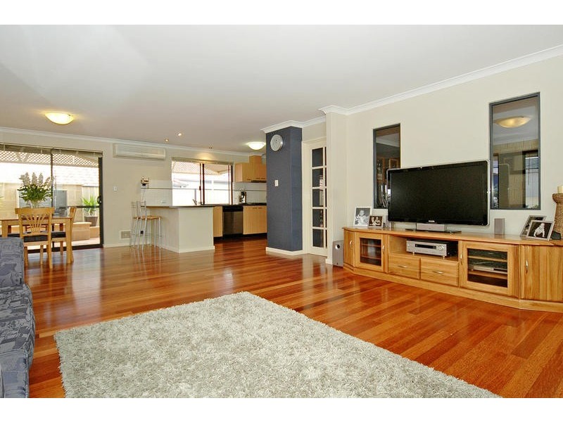 59 Selkirk Drive, Kinross WA 6028