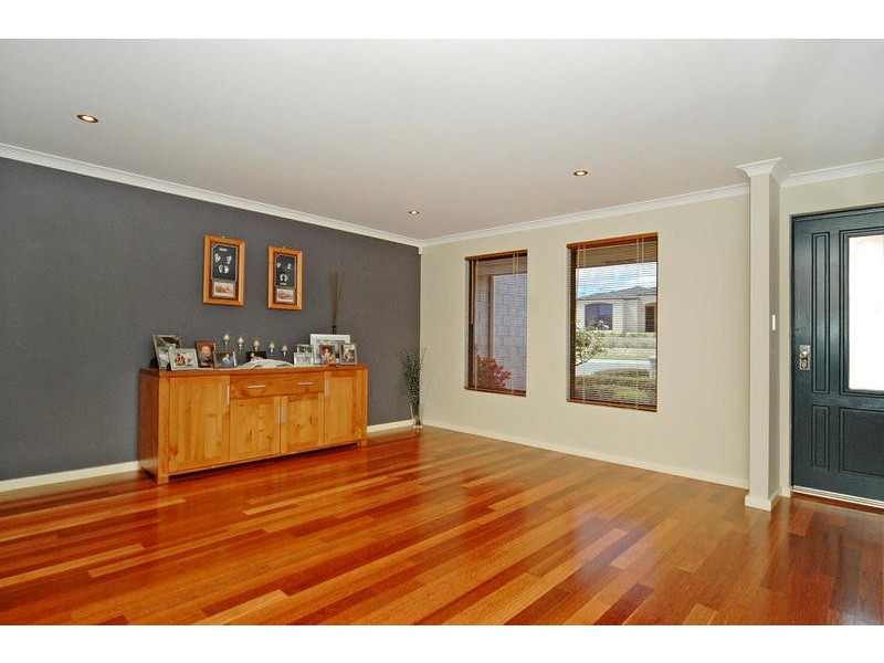 59 Selkirk Drive, Kinross WA 6028