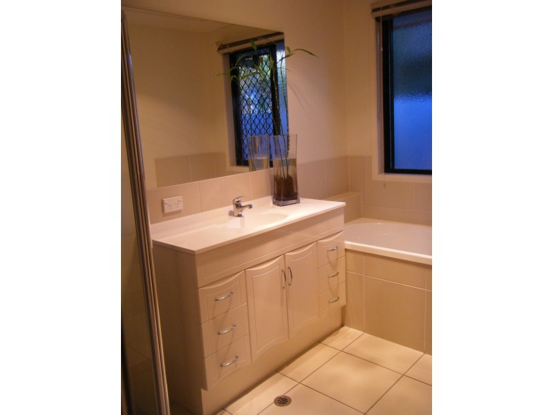 14 Nicklin Rd, Palmwoods QLD 4555
