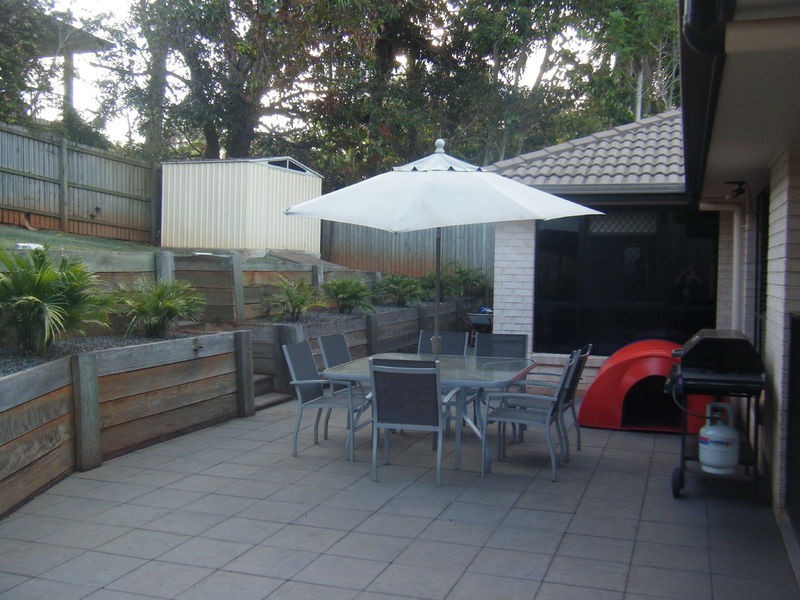 14 Nicklin Rd, Palmwoods QLD 4555