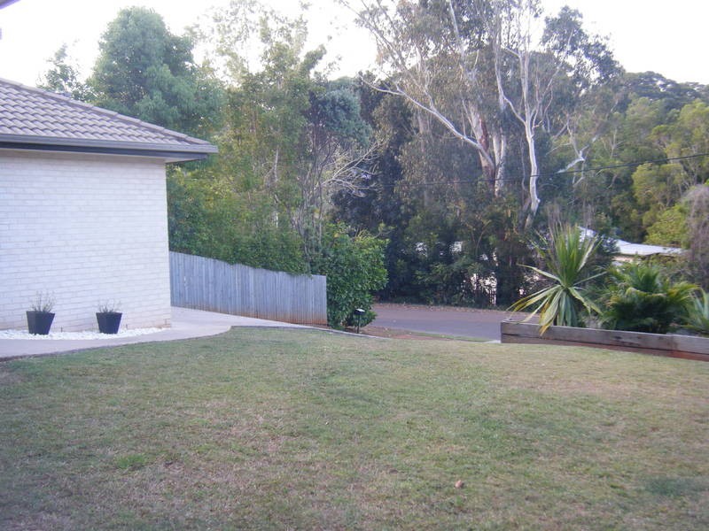 14 Nicklin Rd, Palmwoods QLD 4555