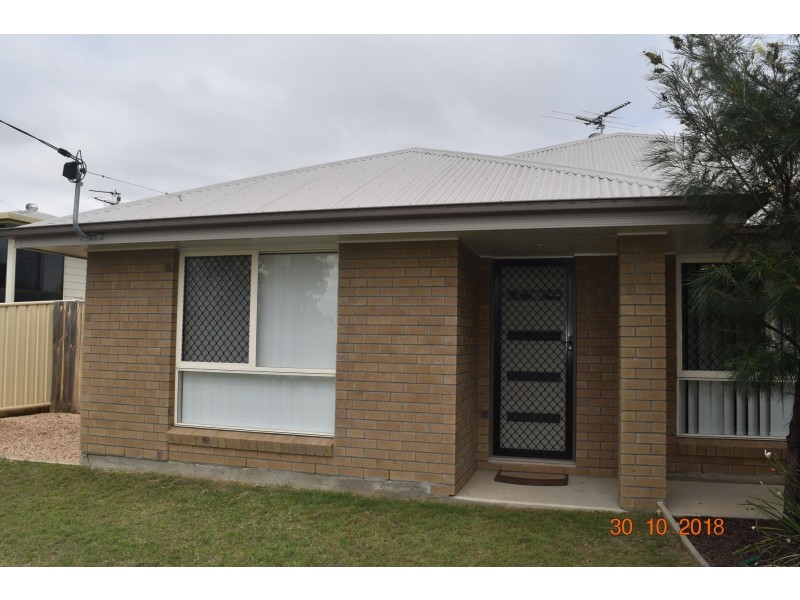 51 Currey Street, Roma QLD 4455