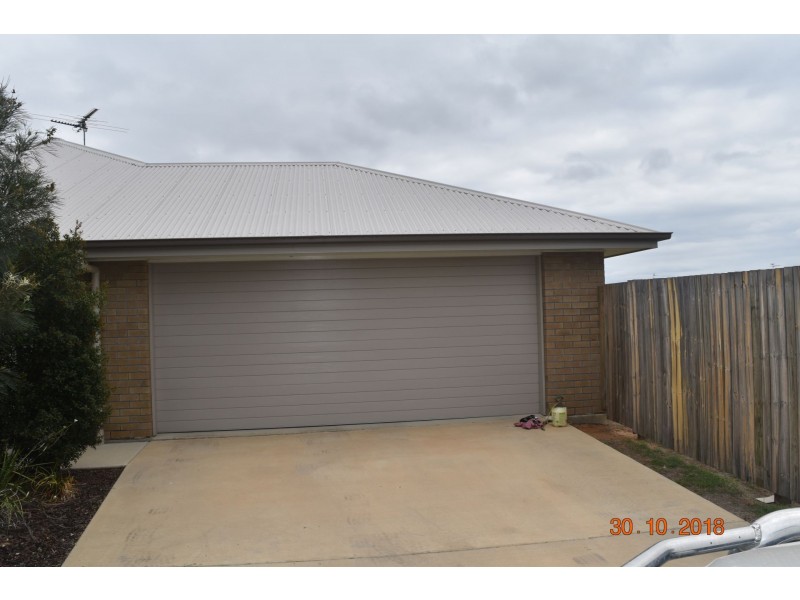 51 Currey Street, Roma QLD 4455