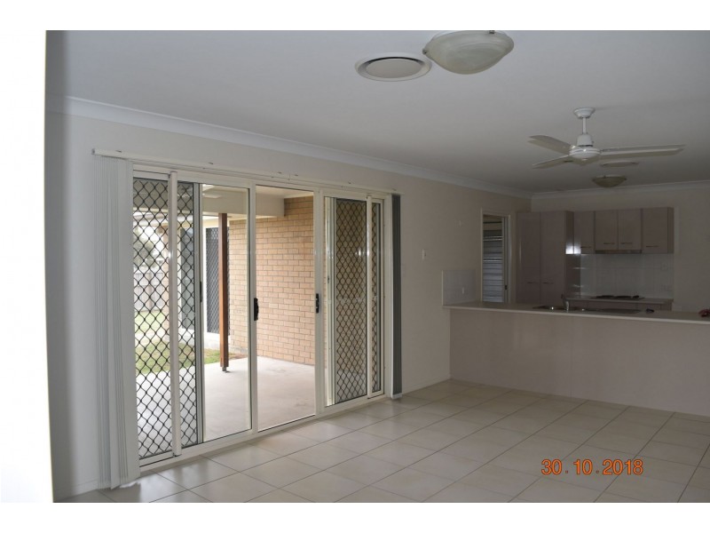 51 Currey Street, Roma QLD 4455