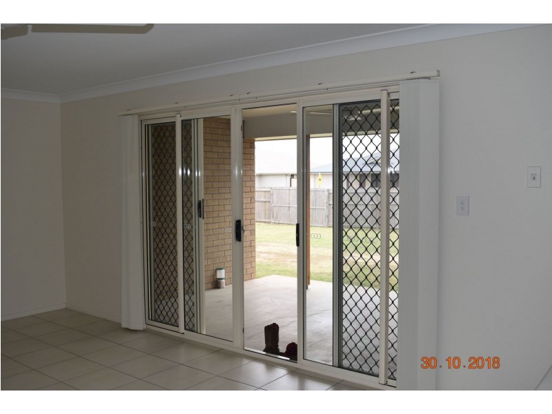 51 Currey Street, Roma QLD 4455