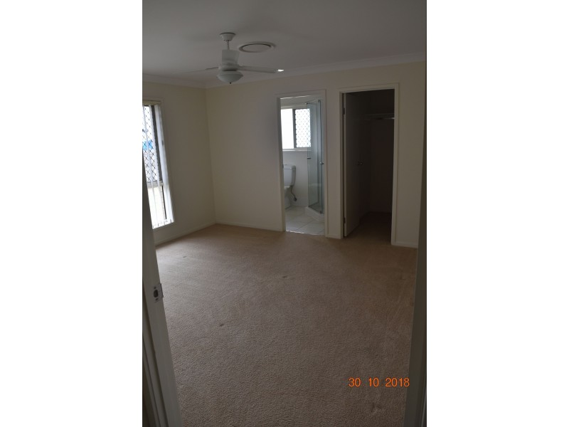 51 Currey Street, Roma QLD 4455