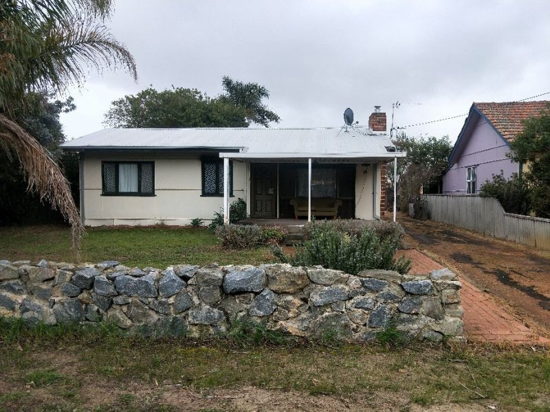 14 Boyalla St, Carey Park WA 6230