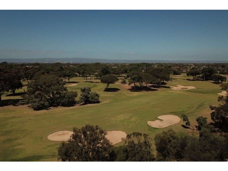 16 Saint Andrews way, West Lakes SA 5021