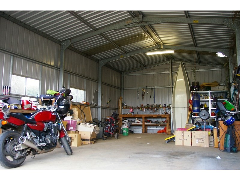 30 Avondale St, Newtown QLD 4350