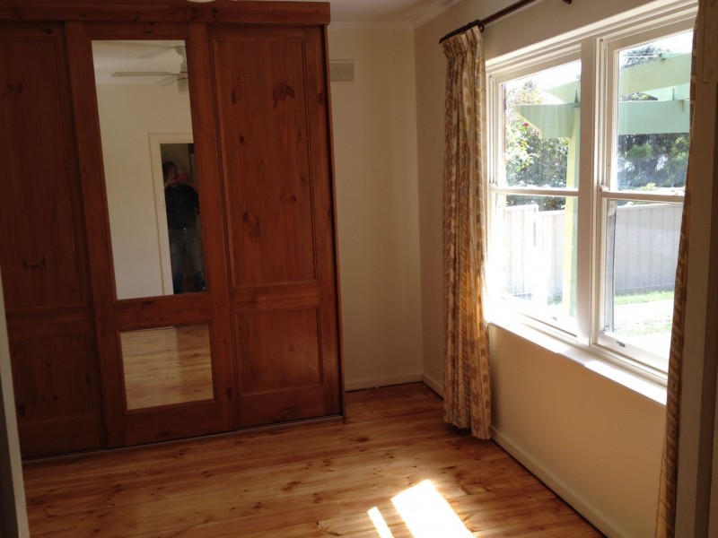 16 Crace Road, Fulham SA 5024