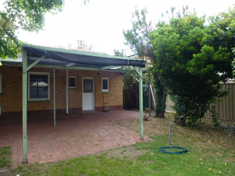16 Crace Road, Fulham SA 5024