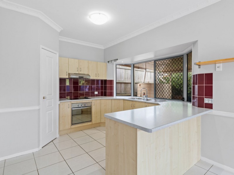 14 Gloucester st, Waterford QLD 4133