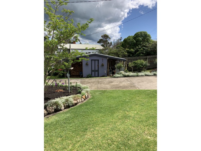 9 Willis Ave, Marlo VIC 3888
