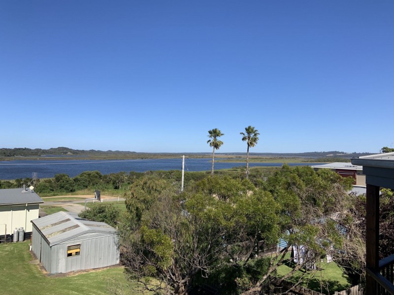 9 Willis Ave, Marlo VIC 3888