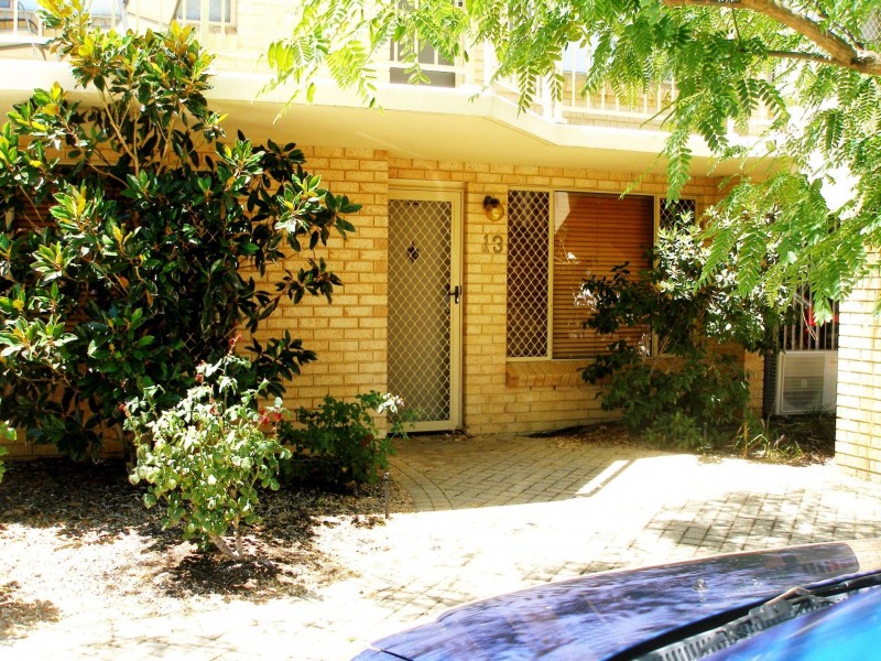 13/5 Waterway Court, Churchlands WA 6018