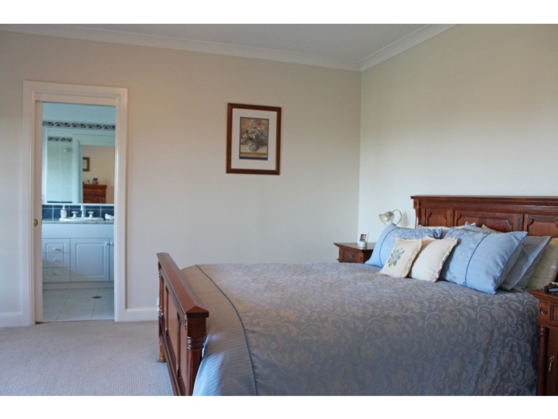 42 Ison Lane, Berry NSW 2535