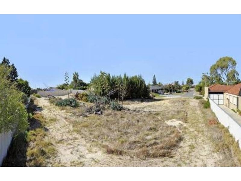 14 Bates Way, Warnbro WA 6169