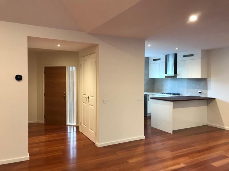 2/30 TOWER ROAD, Balwyn North VIC 3104