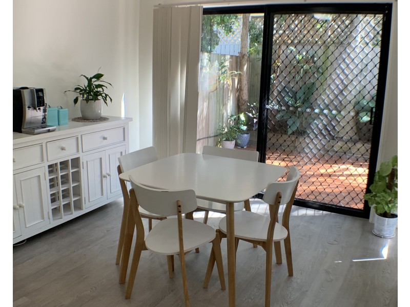 8/8/23-25 Blake st, Southport QLD 4215