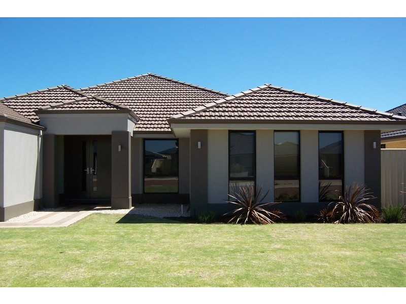 91 Cawana Pkwy, Lakelands WA 6180