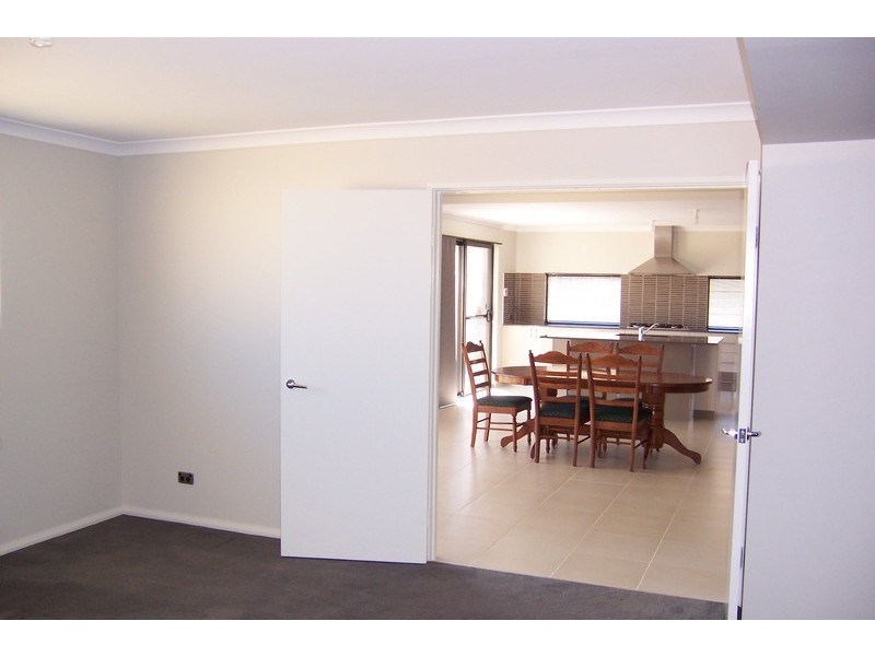 91 Cawana Pkwy, Lakelands WA 6180