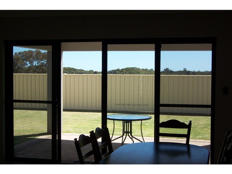 91 Cawana Pkwy, Lakelands WA 6180