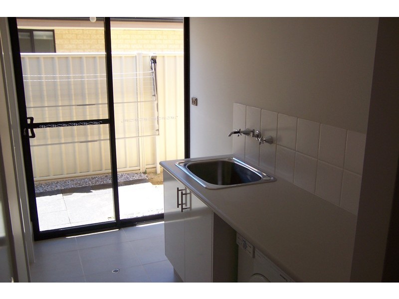 91 Cawana Pkwy, Lakelands WA 6180