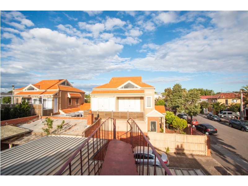 42 Marine Parade, St Kilda VIC 3182