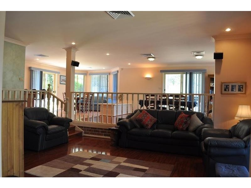 39 Shakespeare Drive, Winmalee NSW 2777