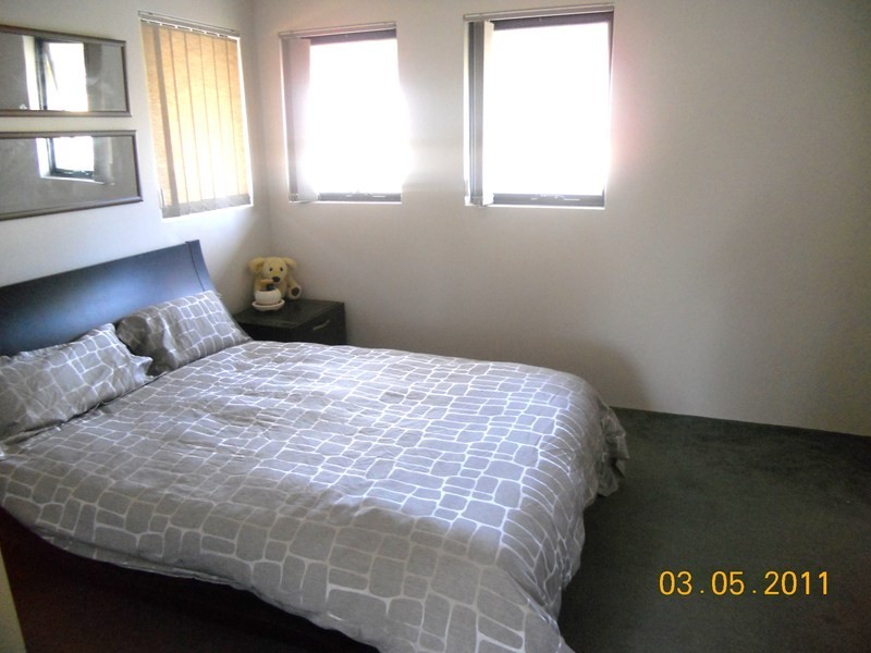 16/53 Woodloes St, Cannington WA 6107