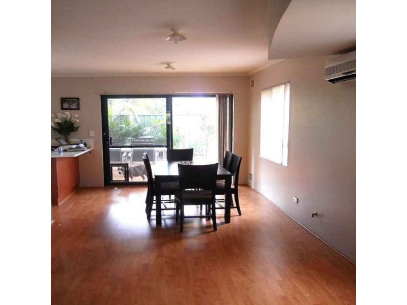 16/53 Woodloes St, Cannington WA 6107